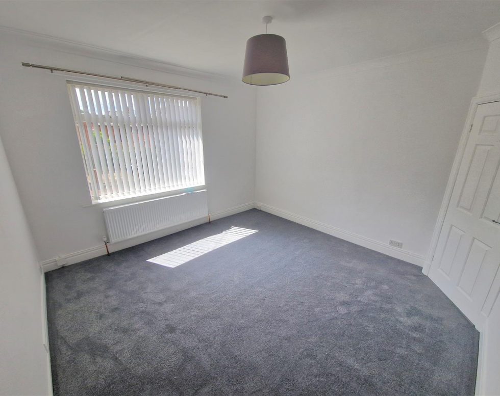 Evistones Road, Low Fell