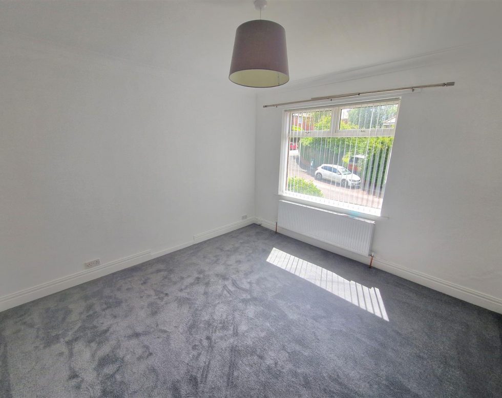 Evistones Road, Low Fell