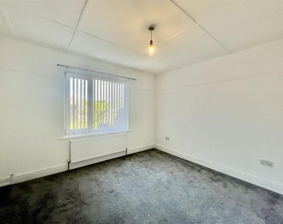 Charnwood Gardens, Low Fell