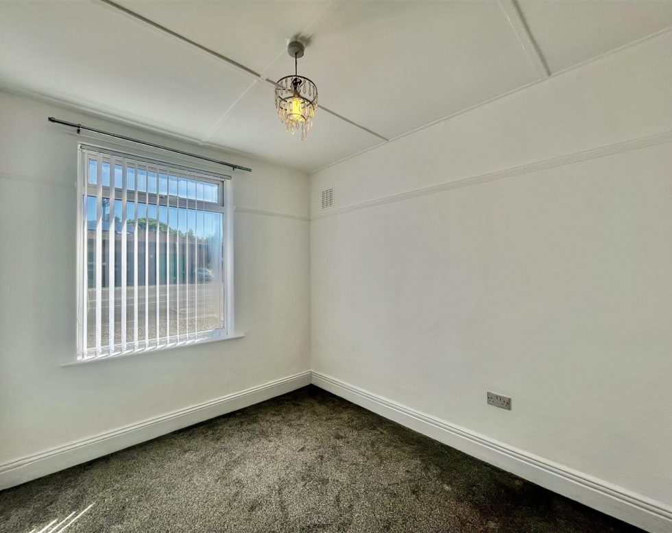 Charnwood Gardens, Low Fell