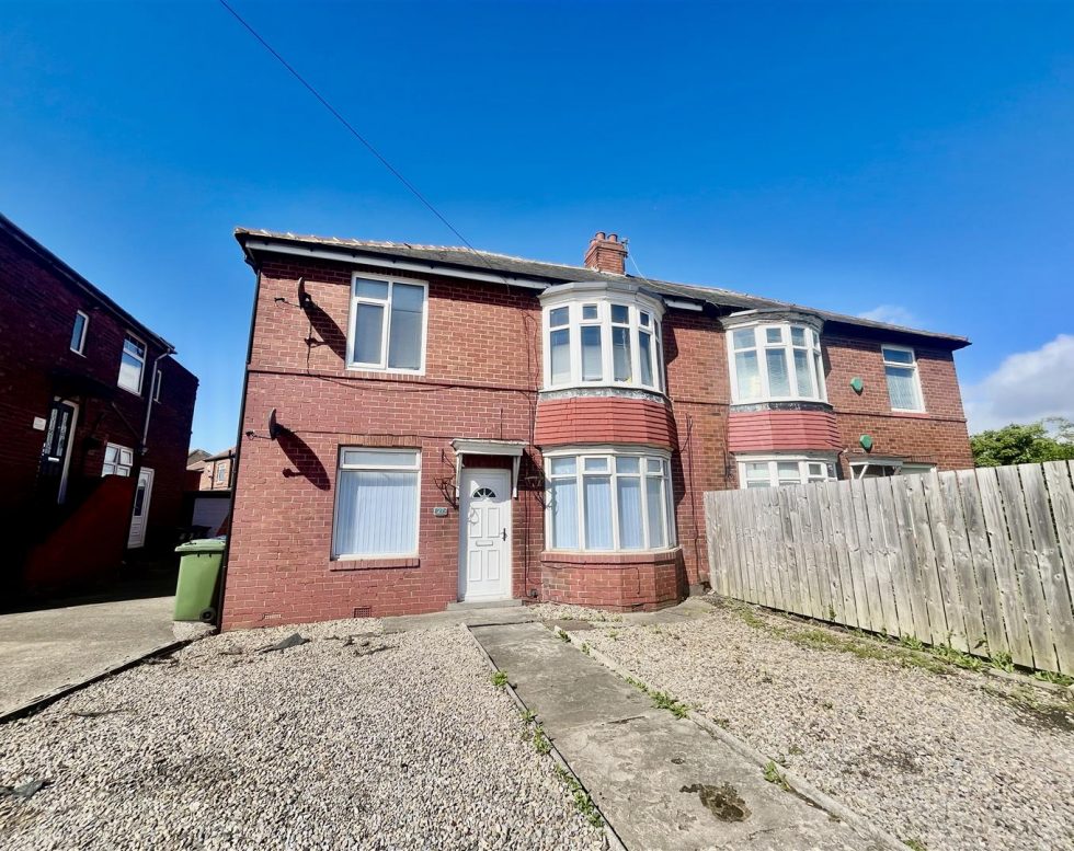 Charnwood Gardens, Low Fell