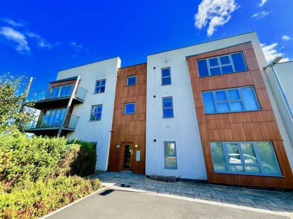 Bewick Courtyard, Northside