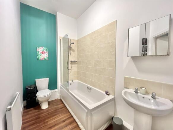 Bewick Courtyard, Northside