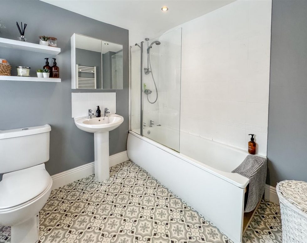 14 Beaconsfield Avenue, Low Fell, Gateshead