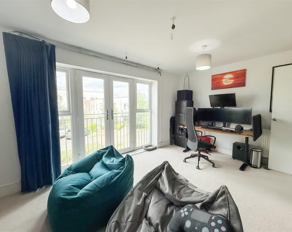 August Courtyard, The Staithes, Gateshead