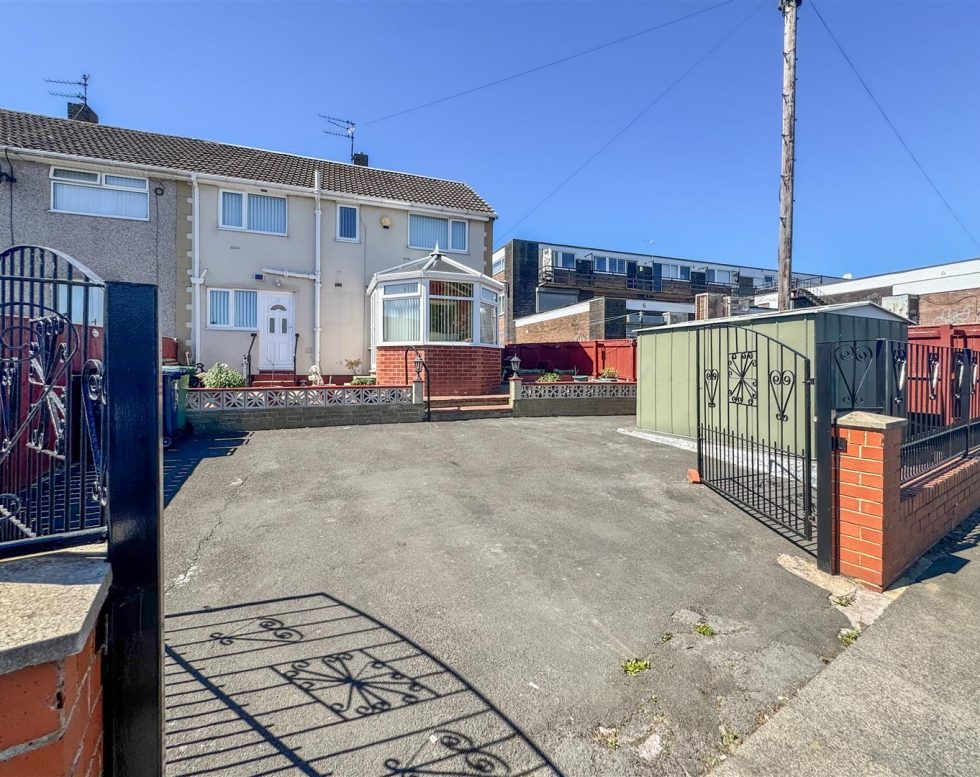 Wirralshir, Leam Lane, Gateshead