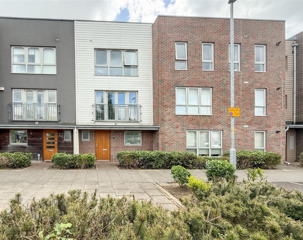 August Courtyard, The Staithes, Gateshead