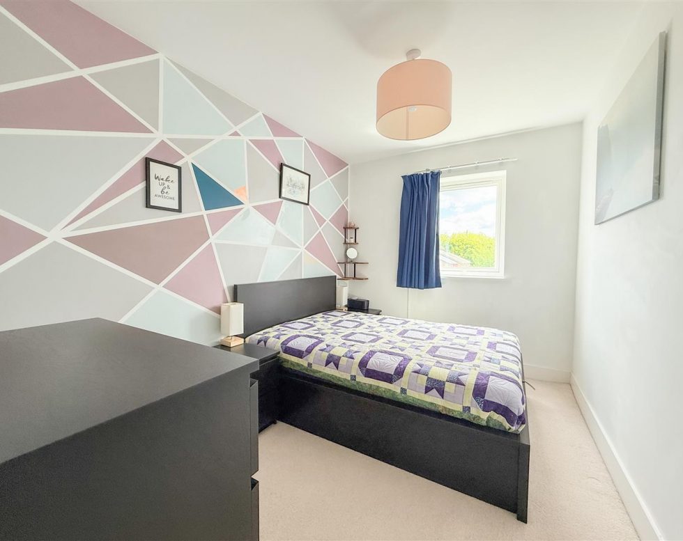 August Courtyard, The Staithes, Gateshead