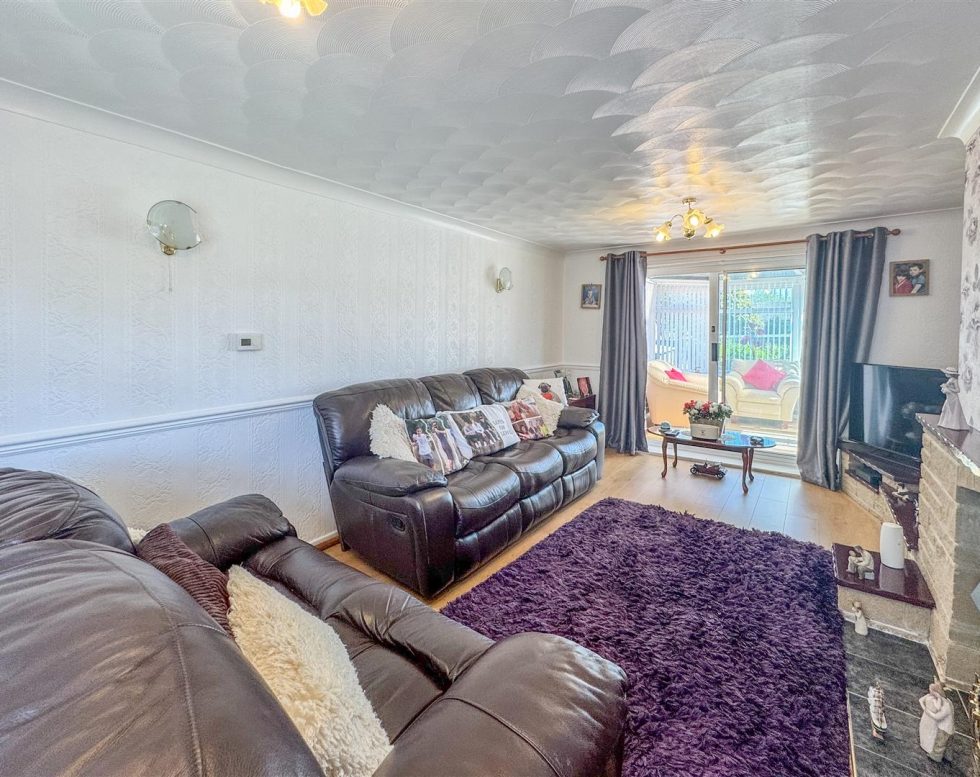 Wirralshir, Leam Lane, Gateshead