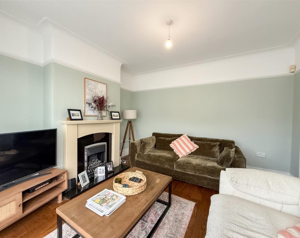 Holyoake Gardens, Low Fell, Gateshead