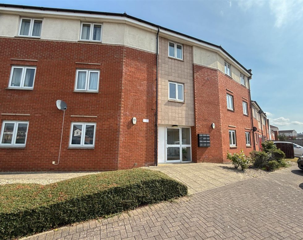 Grebe Close, Dunston, Gateshead