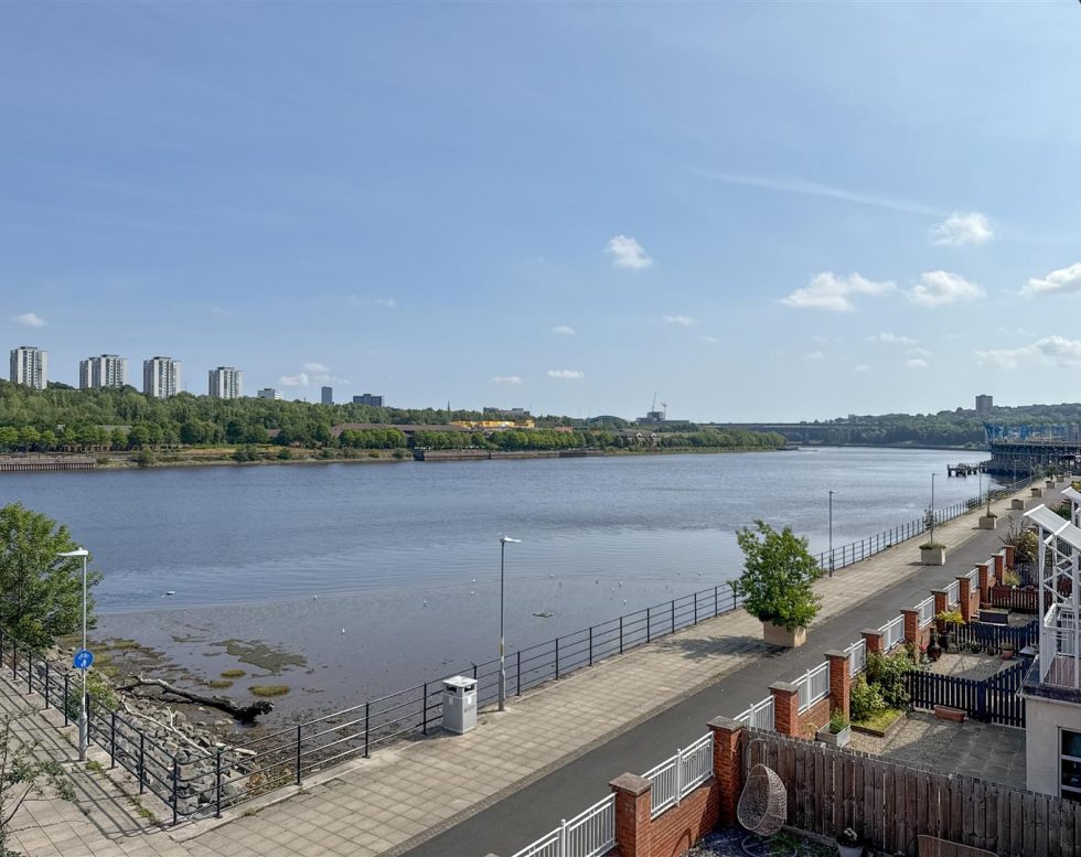 Grebe Close, Dunston, Gateshead