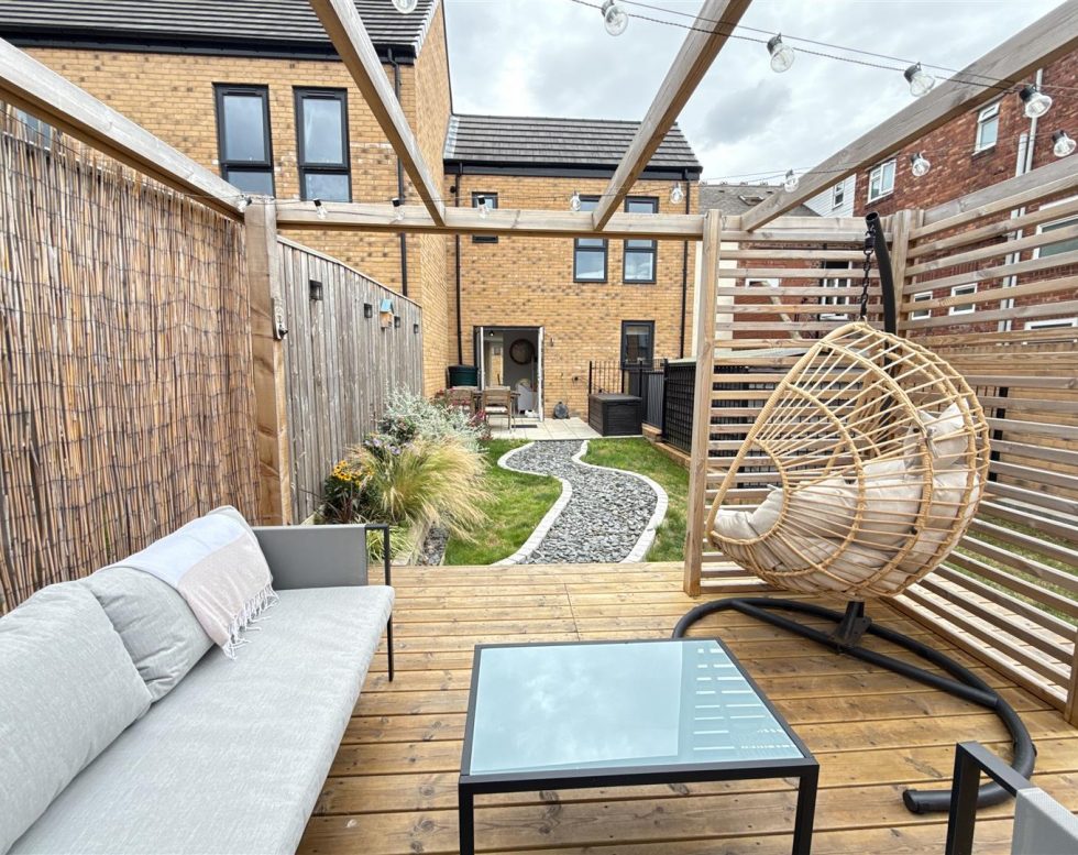 Dunsmuir Grove, Gateshead