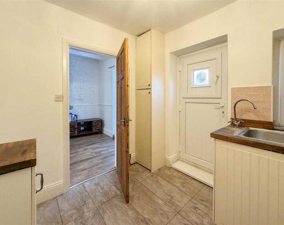 Victoria Terrace, Springwell Village