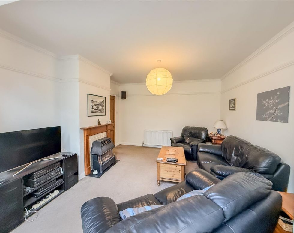 Lyndhurst Drive, Low Fell, Gateshead