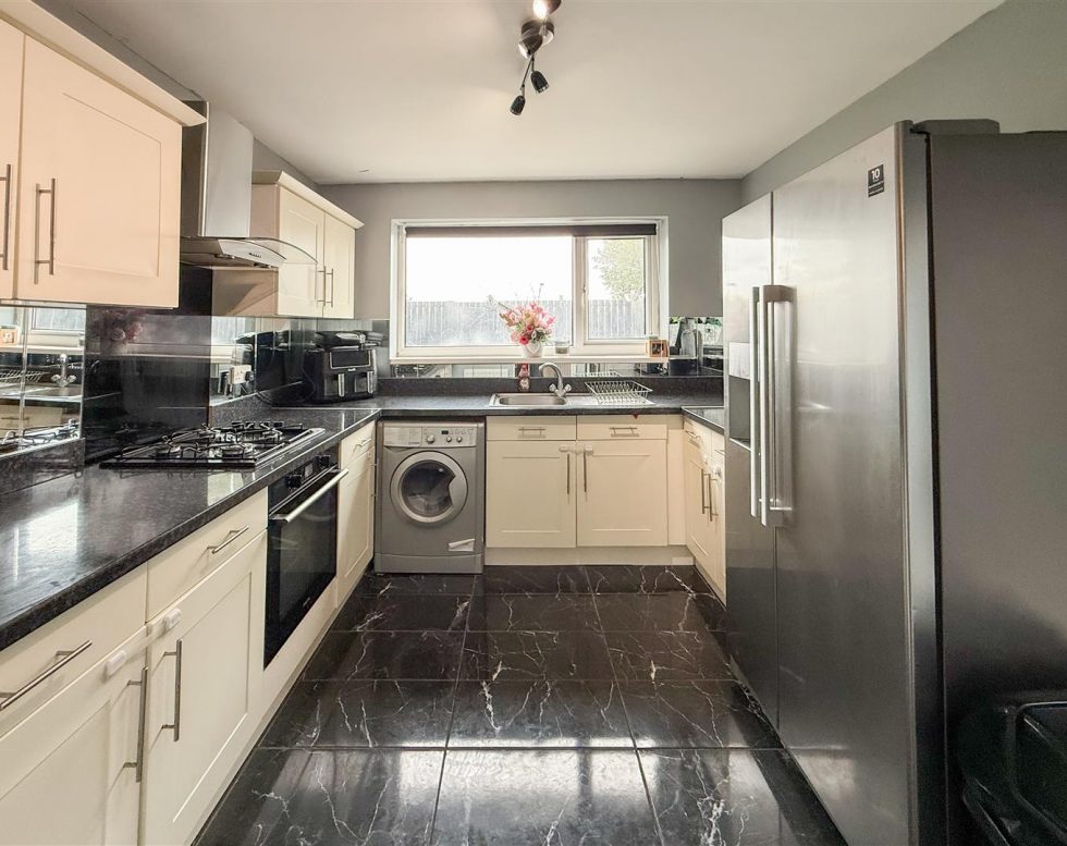 Rothbury Gardens, Lobley Hill