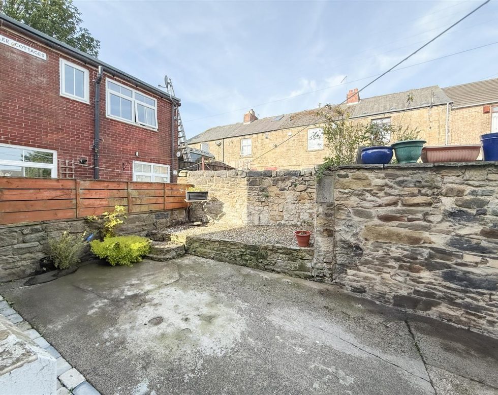 Victoria Terrace, Springwell Village