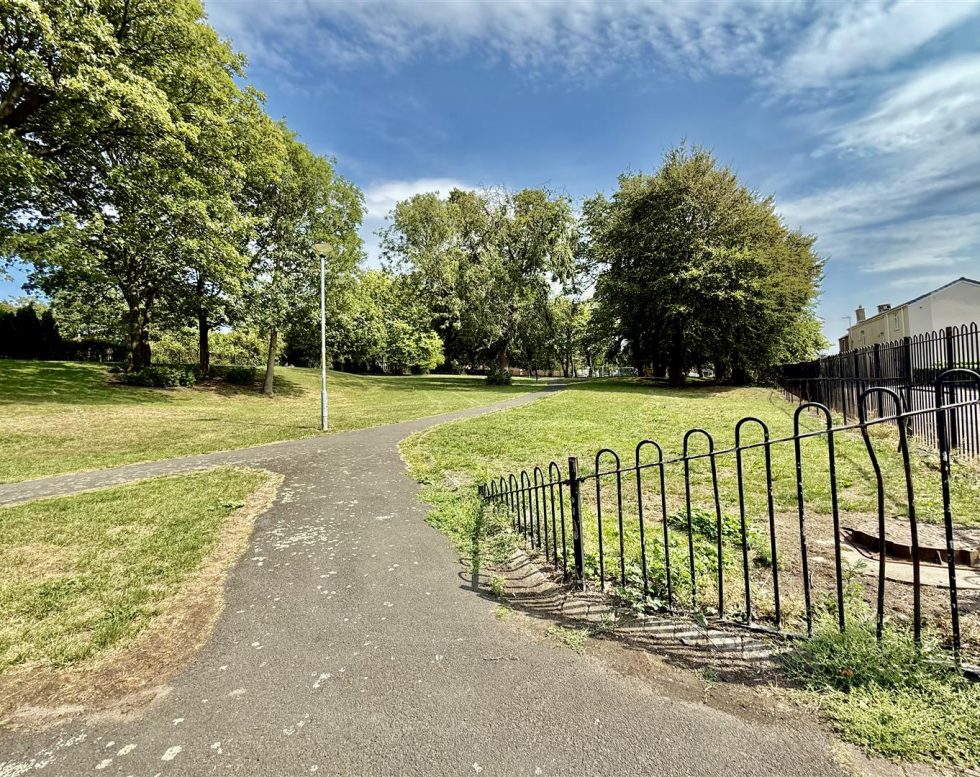 Elysium Lane, Gateshead