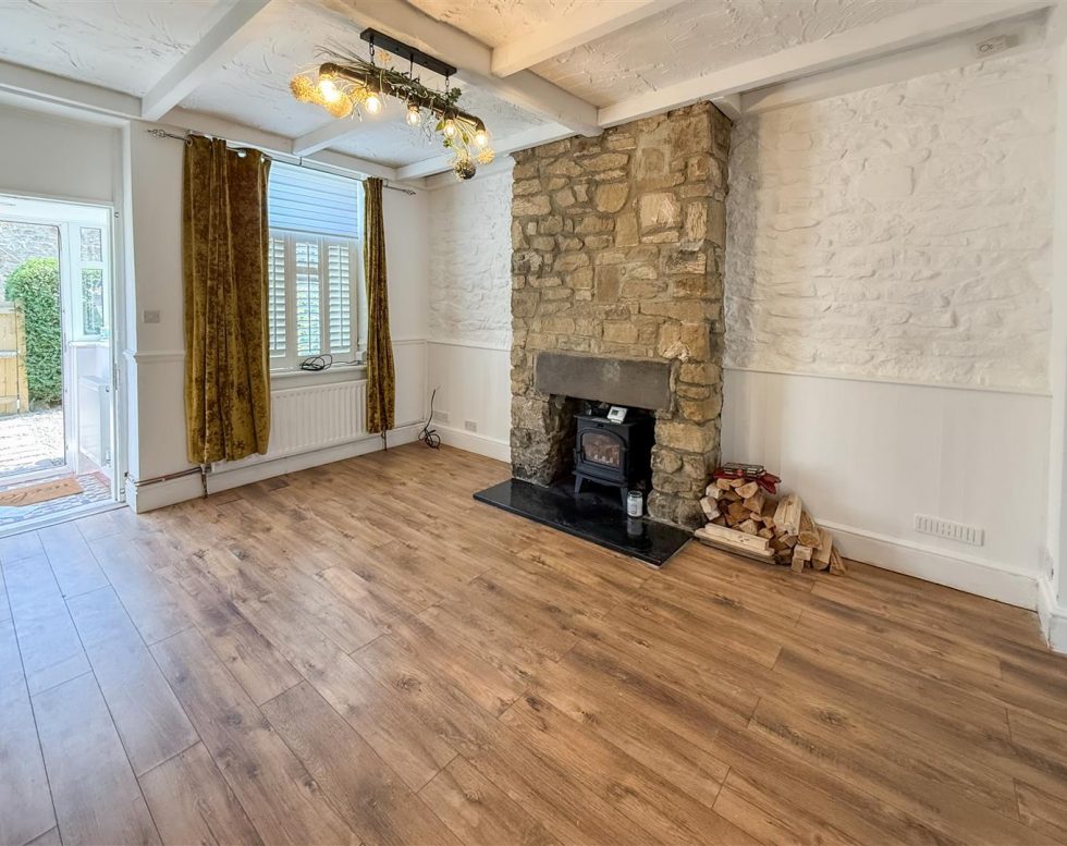 Victoria Terrace, Springwell Village