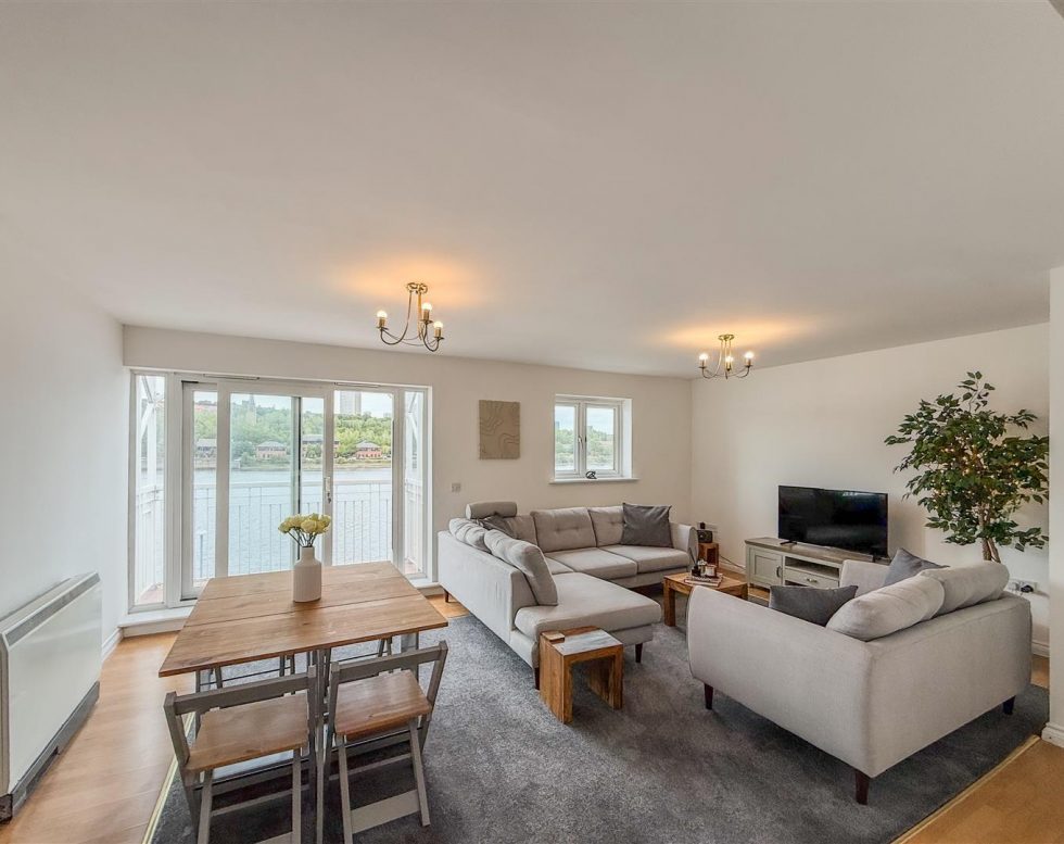 Grebe Close, Dunston