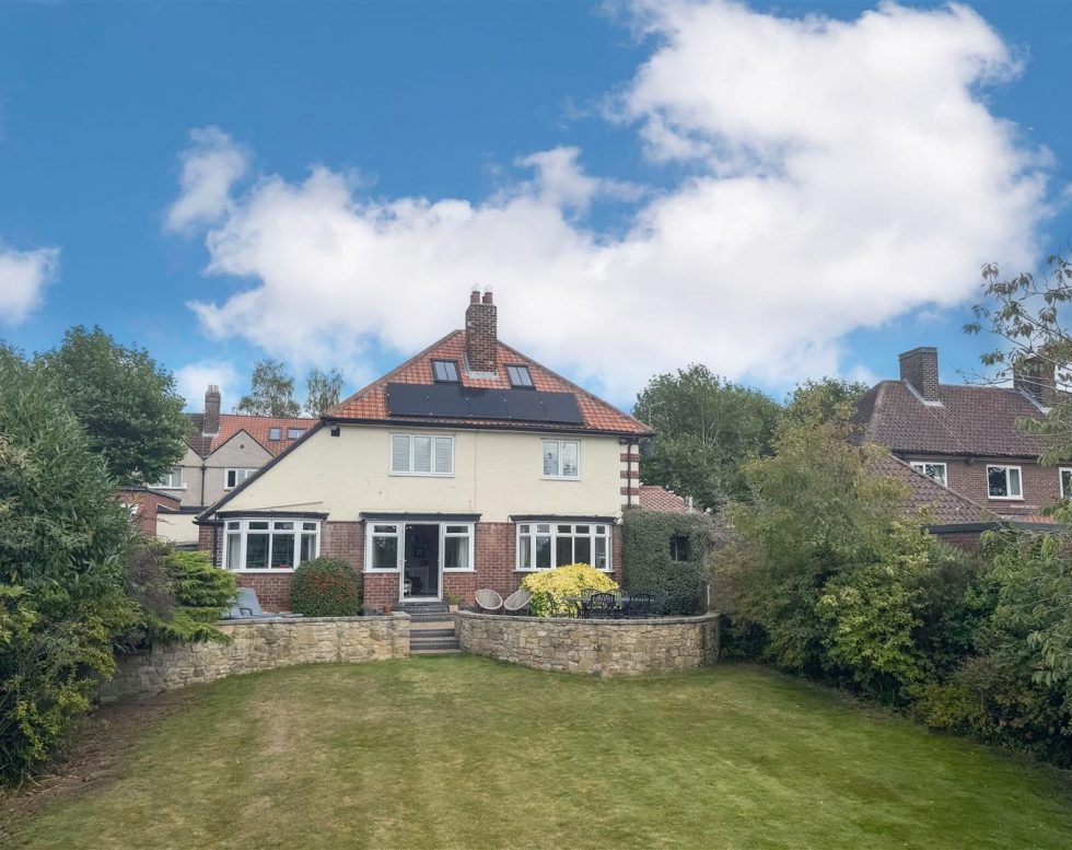 Lyndhurst Grove, Low Fell