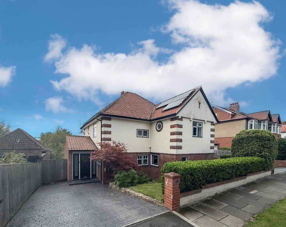 Lyndhurst Grove, Low Fell