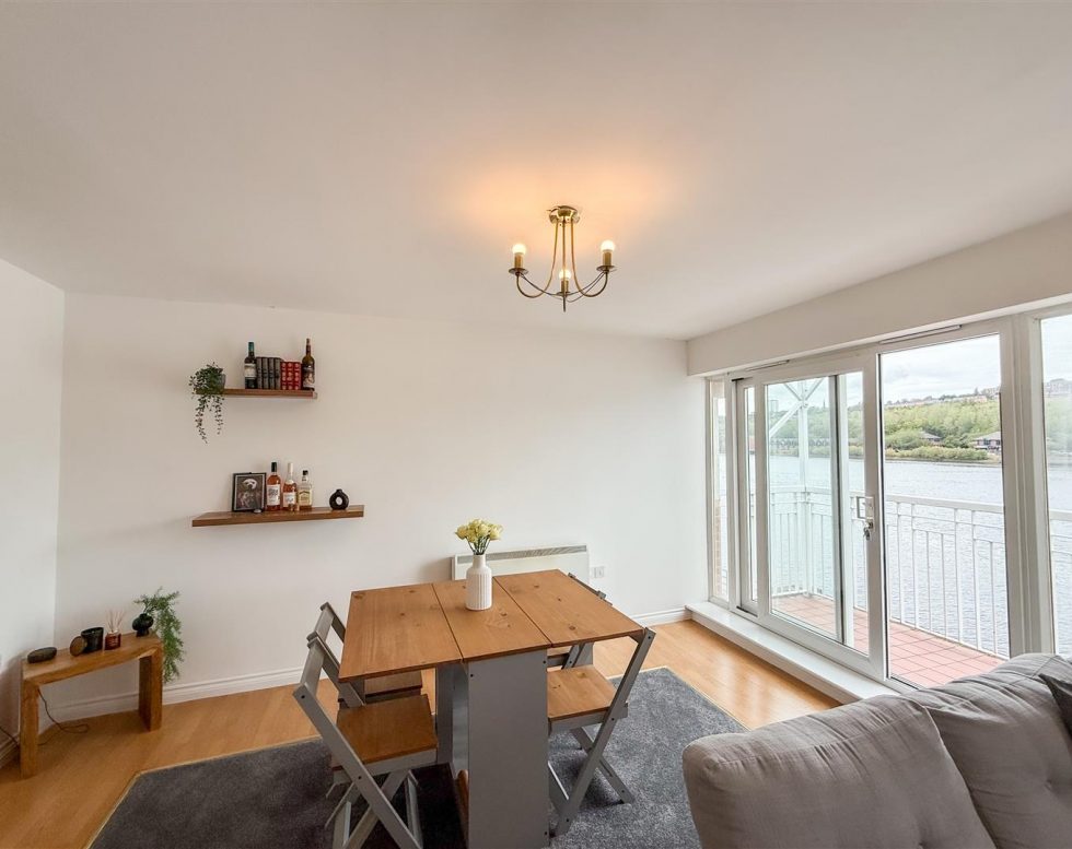 Grebe Close, Dunston