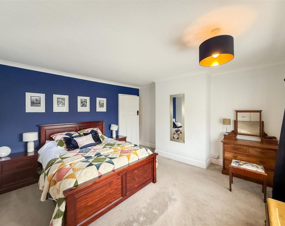 Lyndhurst Grove, Low Fell