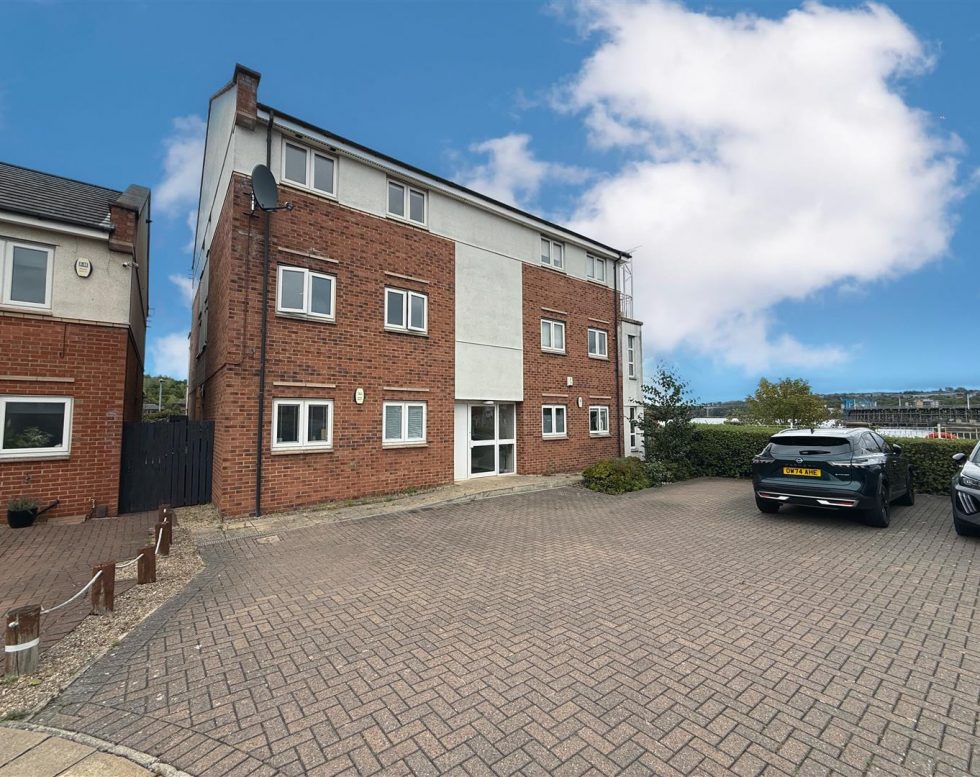 Grebe Close, Dunston