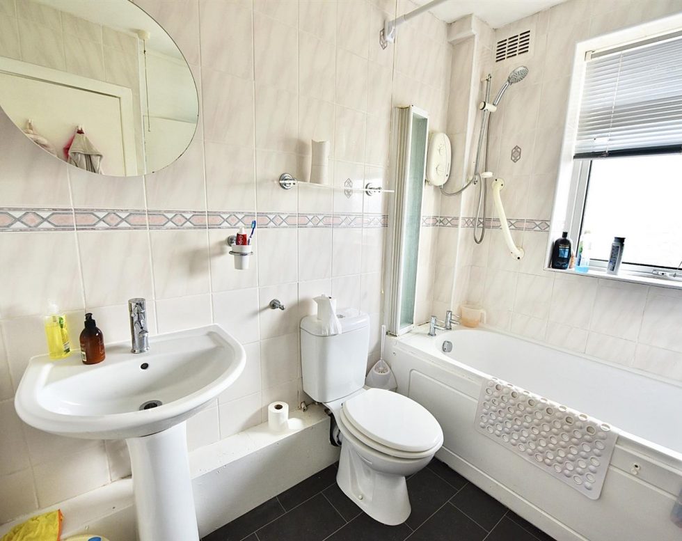 Leam Gardens, Wardley, Gateshead