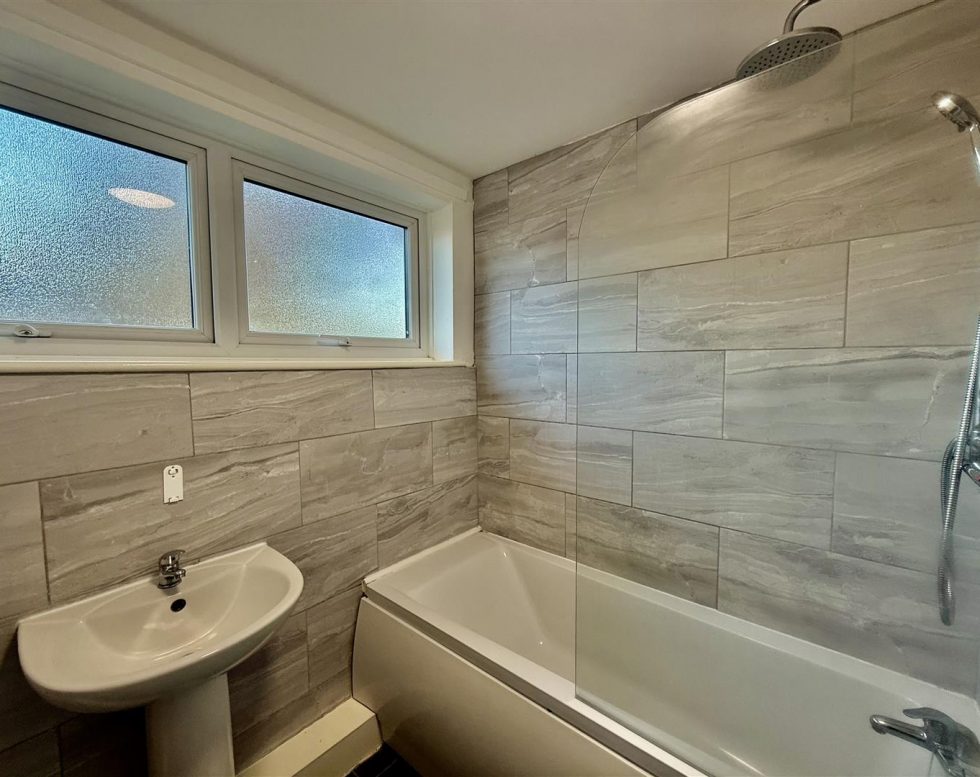 Lowbiggin, Newcastle Upon Tyne