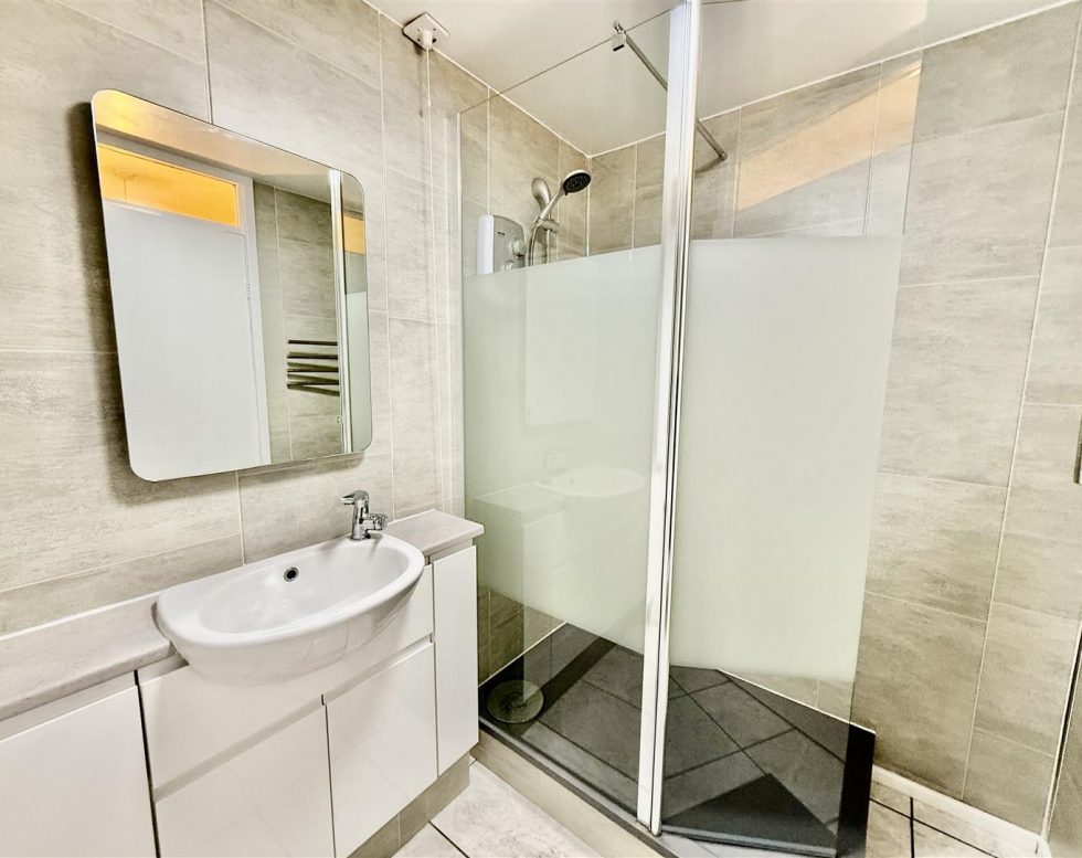 Breckenbeds Road, Gateshead