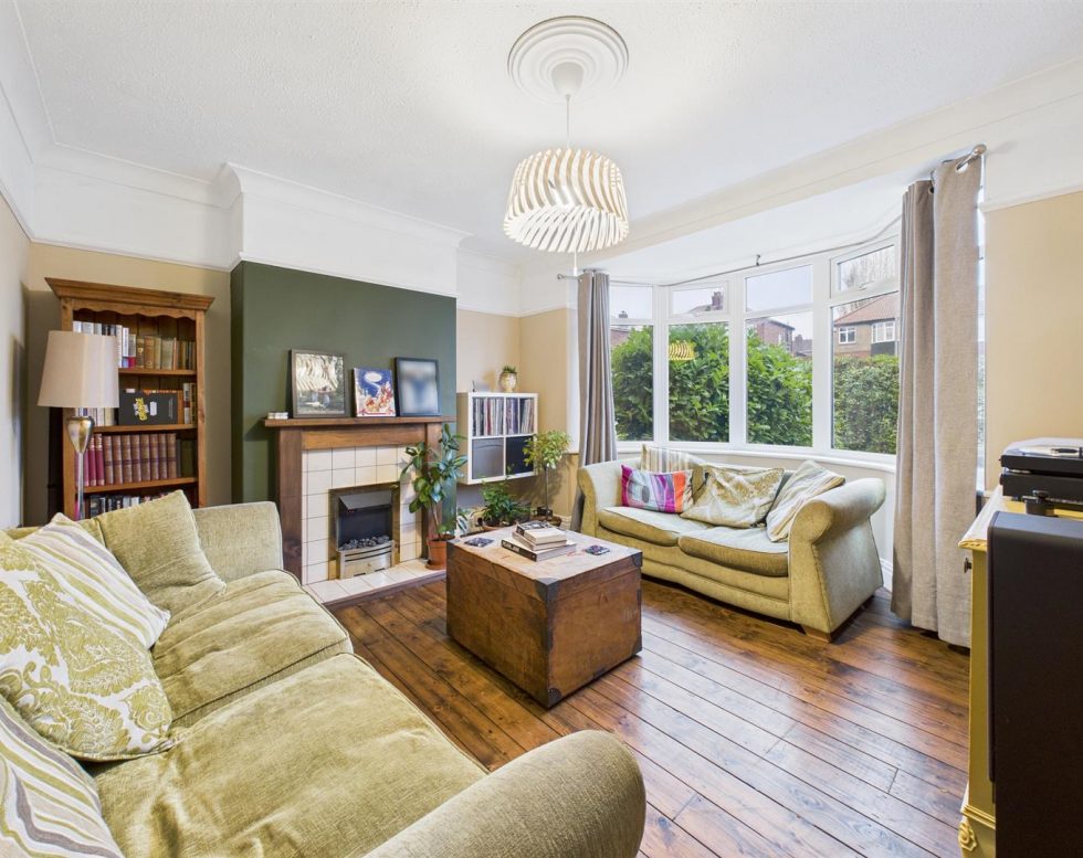 Lobley Hill Road, Lobley Hill