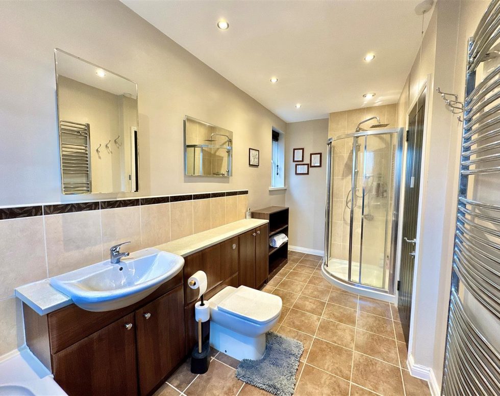 2, Greenfields, Ross, Ouston,