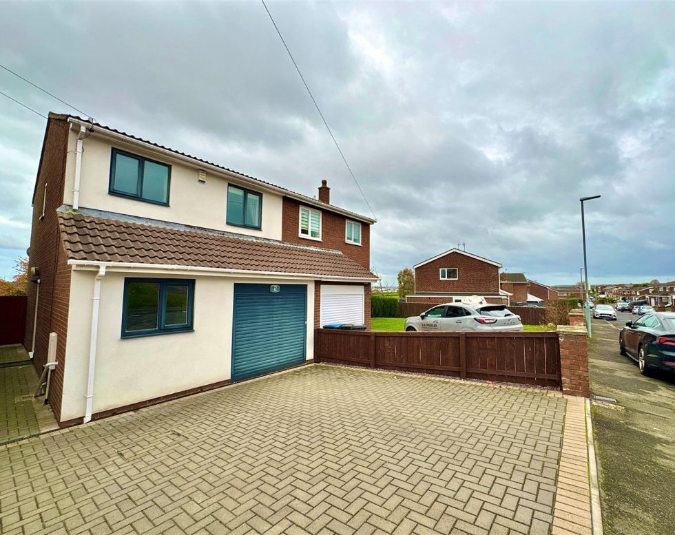 2, Greenfields, Ross, Ouston,