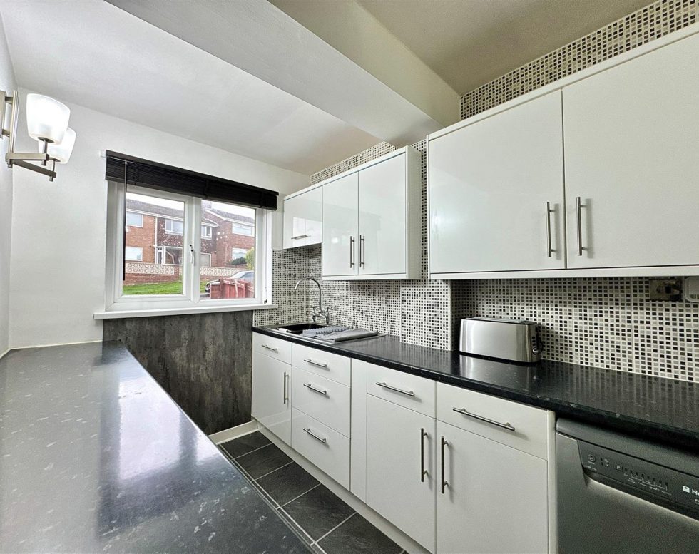 2, Greenfields, Ross, Ouston,