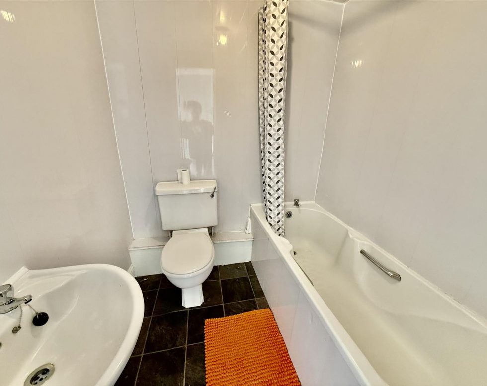 Fullerton Place, Gateshead