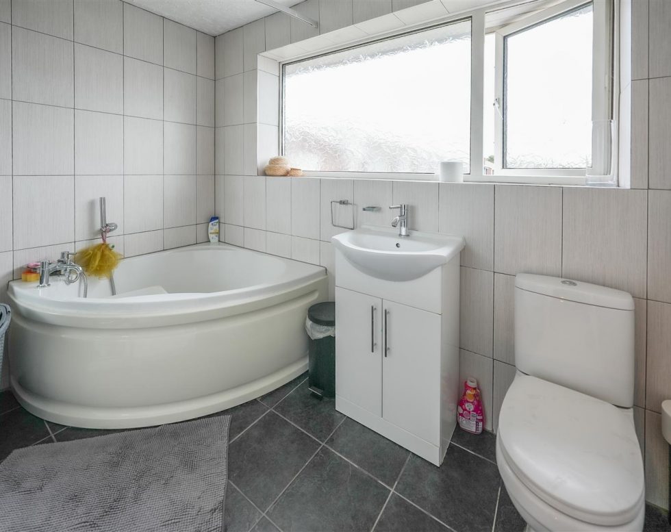 St. Andrews Drive, Low Fell