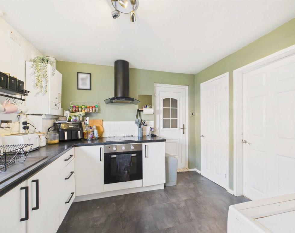 Coach Road Estate,, Usworth, Washington