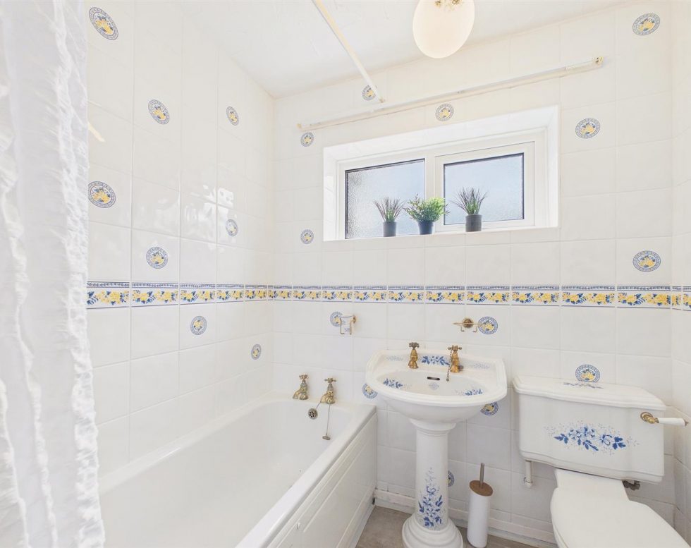 Harleston Way, Windy Nook, Gateshead