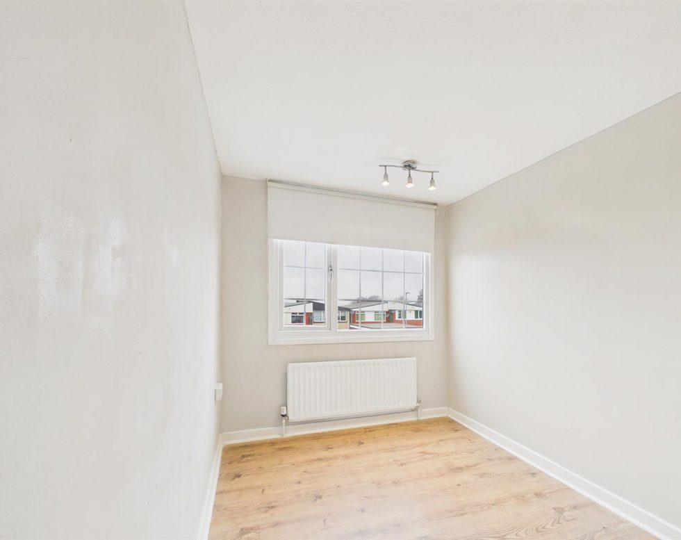 Bramhope Green, Harlow Green, Low Fell