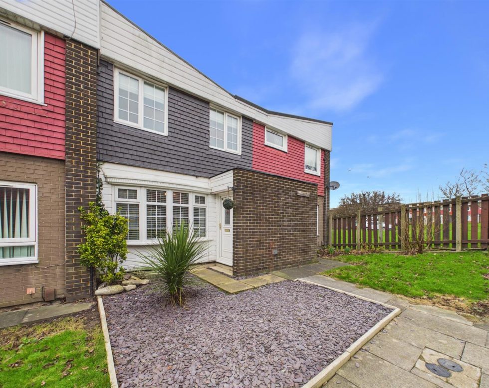 Bramhope Green, Harlow Green, Low Fell