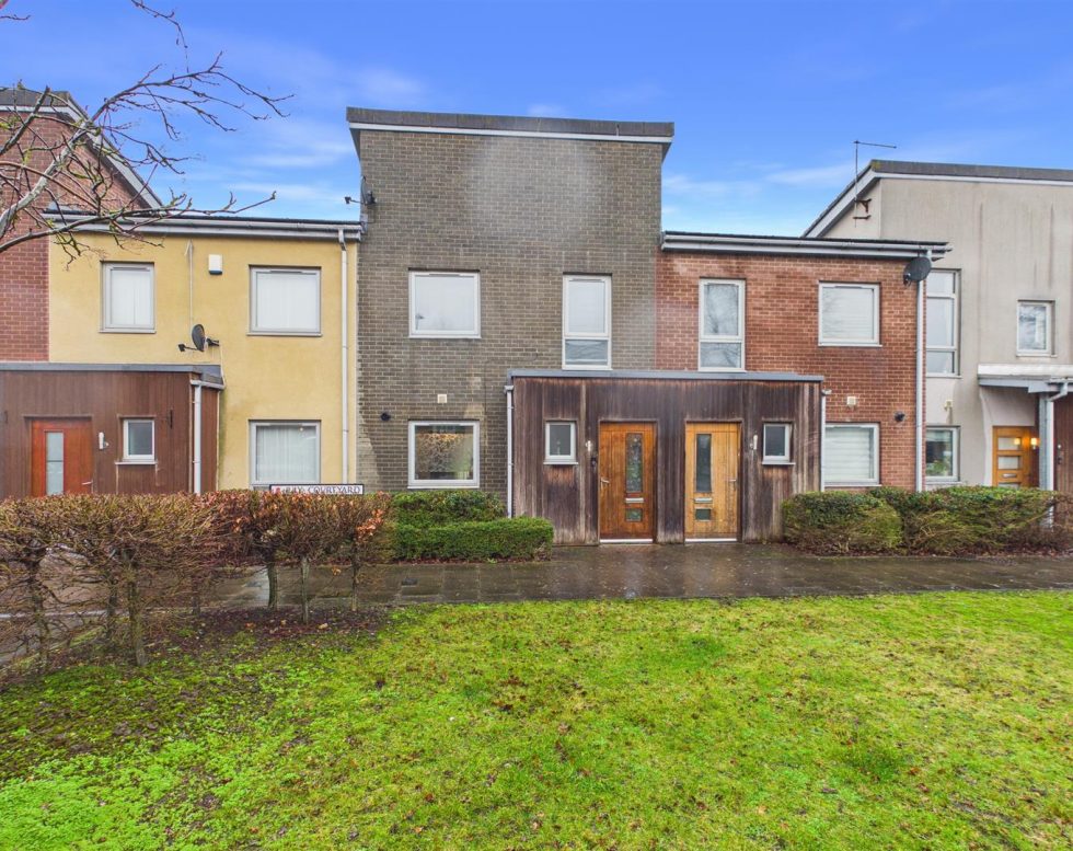 July Courtyard, The Staithes, Gateshead