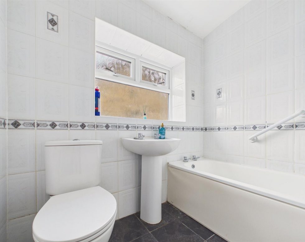 Alumwell Road, Low Fell