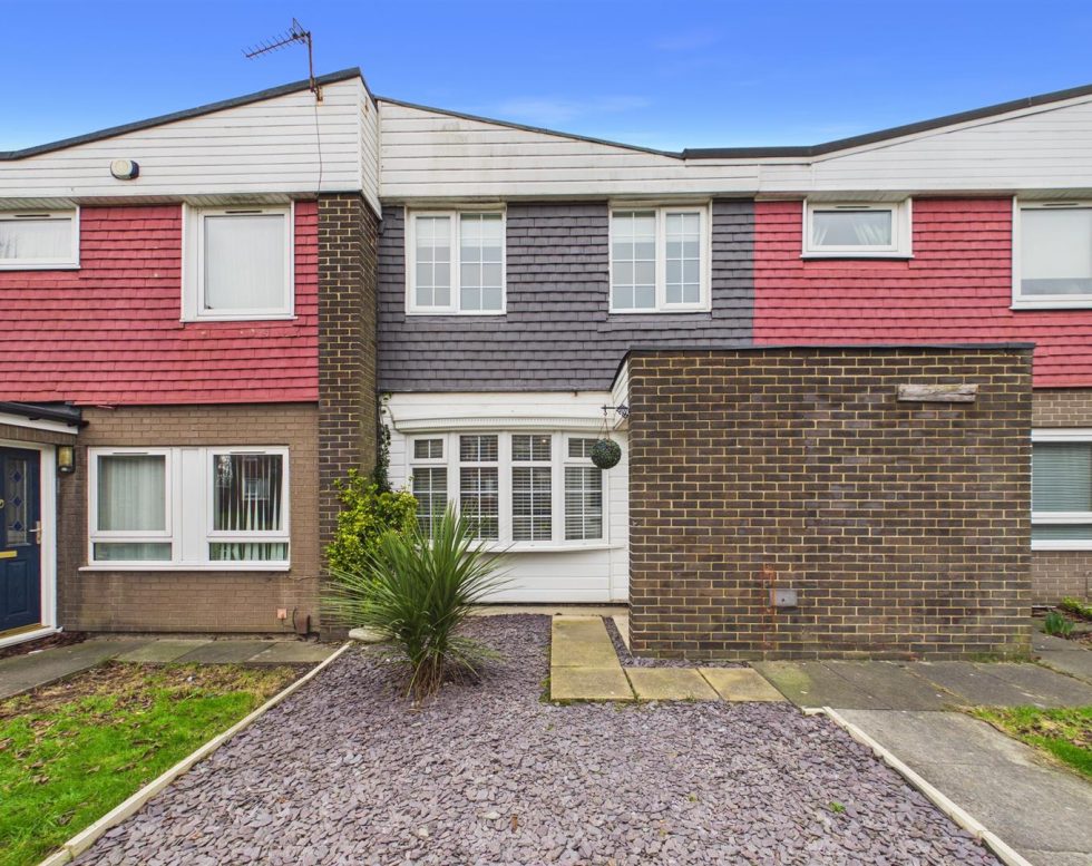 Bramhope Green, Harlow Green, Low Fell