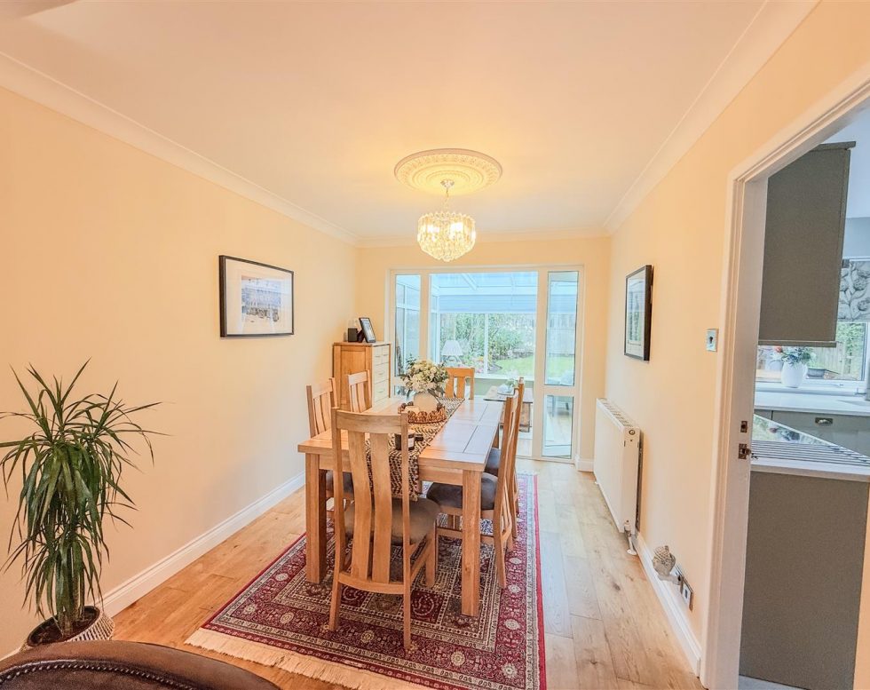 Frome Gardens, Low Fell