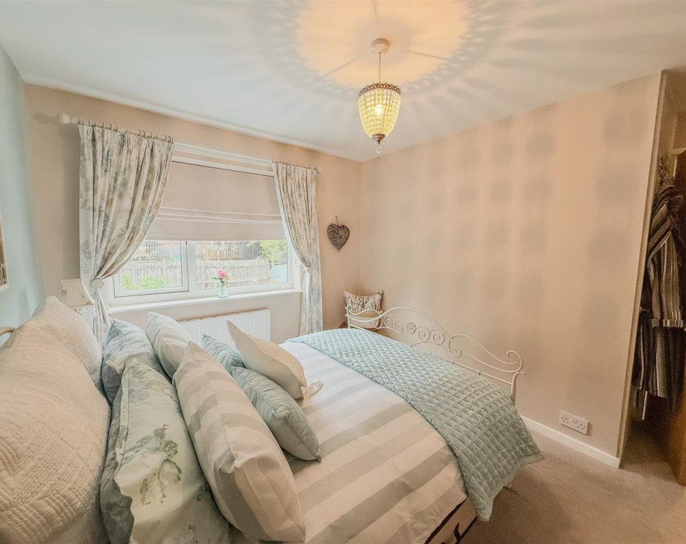 Frome Gardens, Low Fell