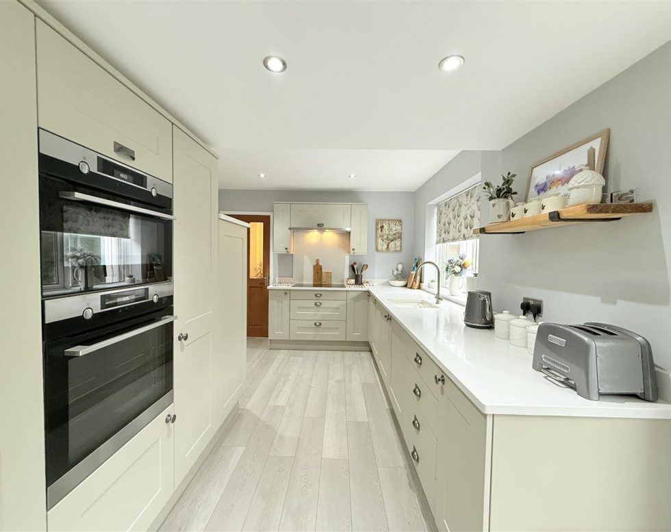 Frome Gardens, Low Fell