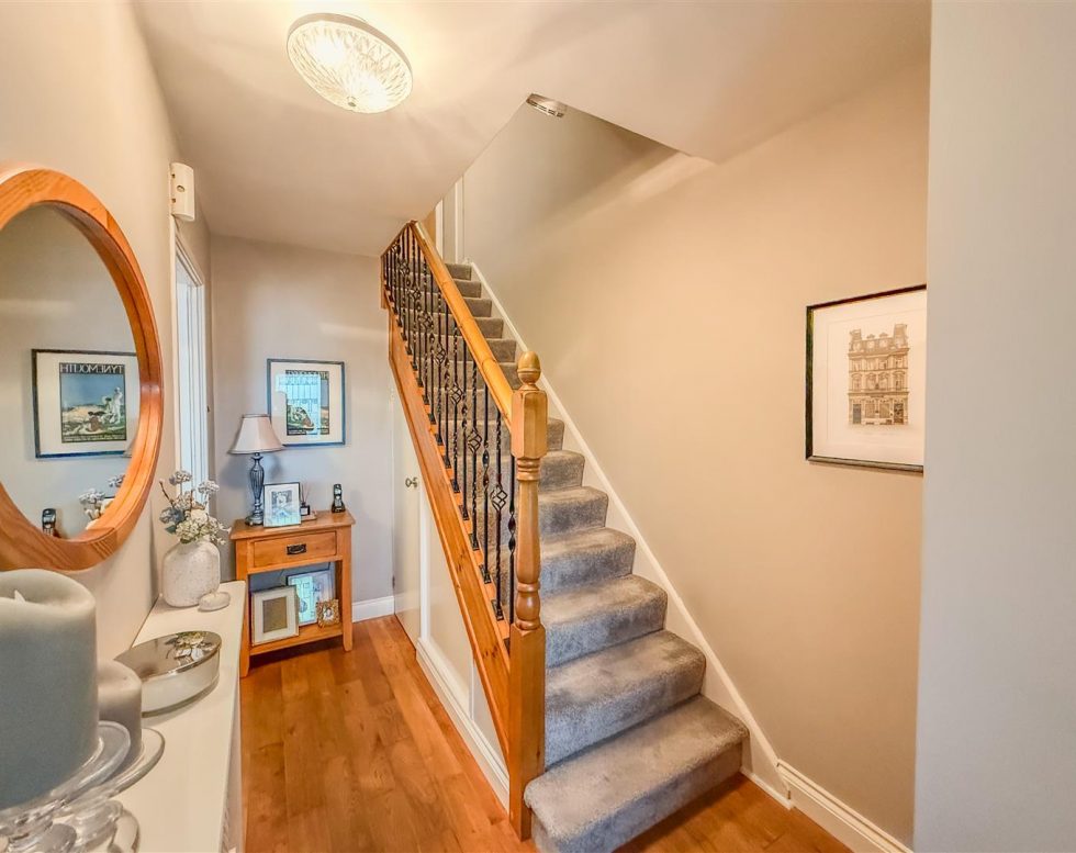 Frome Gardens, Low Fell