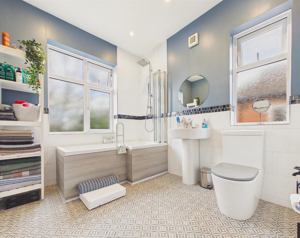 Alderley Road, Low Fell, Gateshead